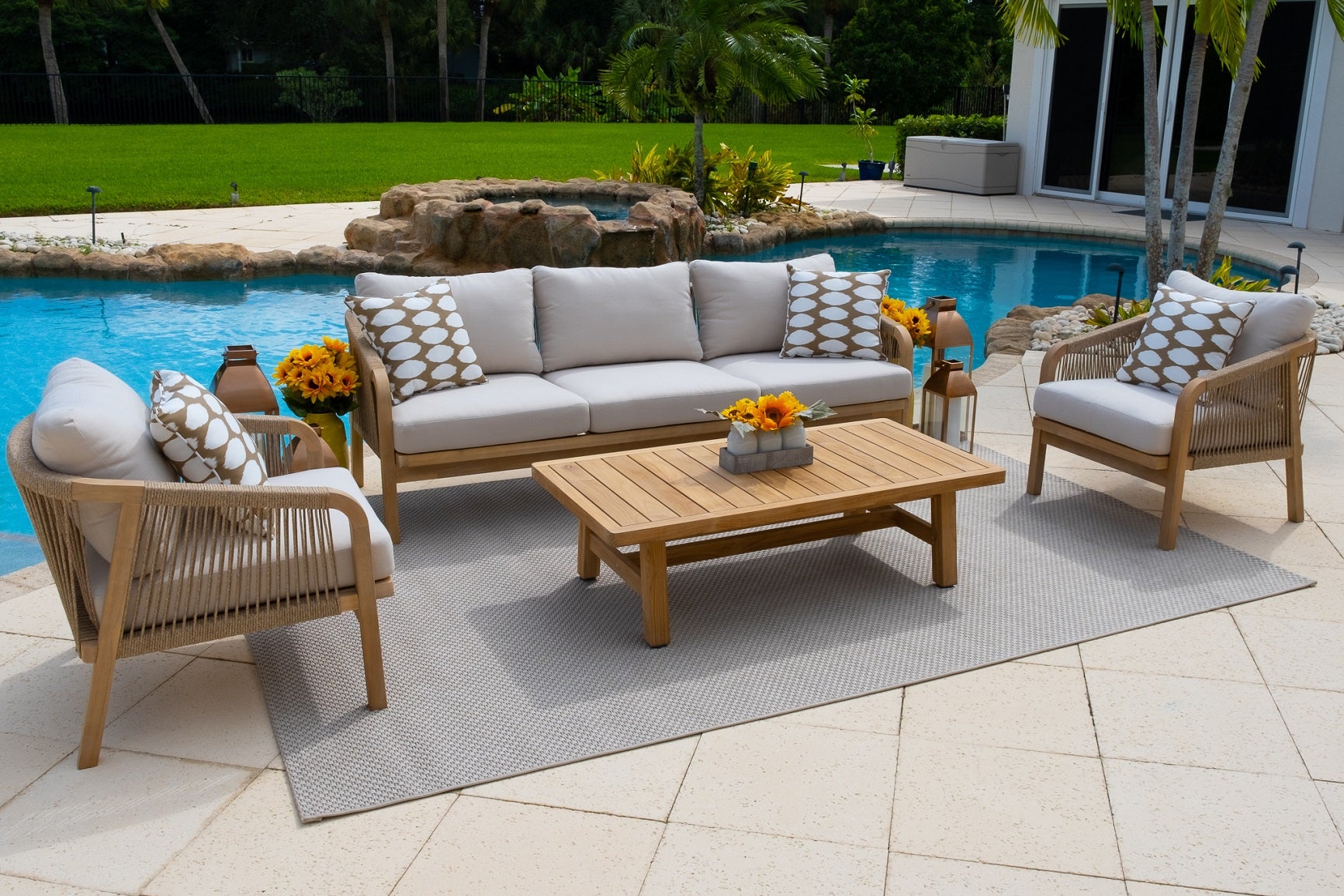 Rimini 4 Piece Outdoor Patio Conversation Sofa Set in Teak