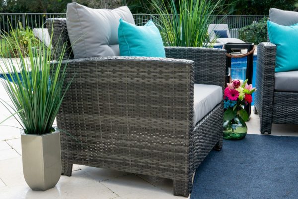 Bari 4 Piece Outdoor Conversation Sofa Set (L) in Mixed Gray - Image 5