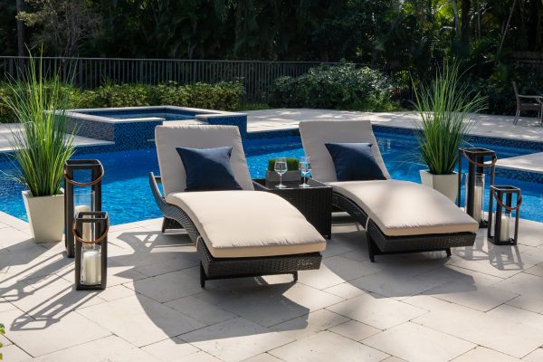 Bari 3 Piece Outdoor Chaise Lounge Set in Espresso Brown - Image 5