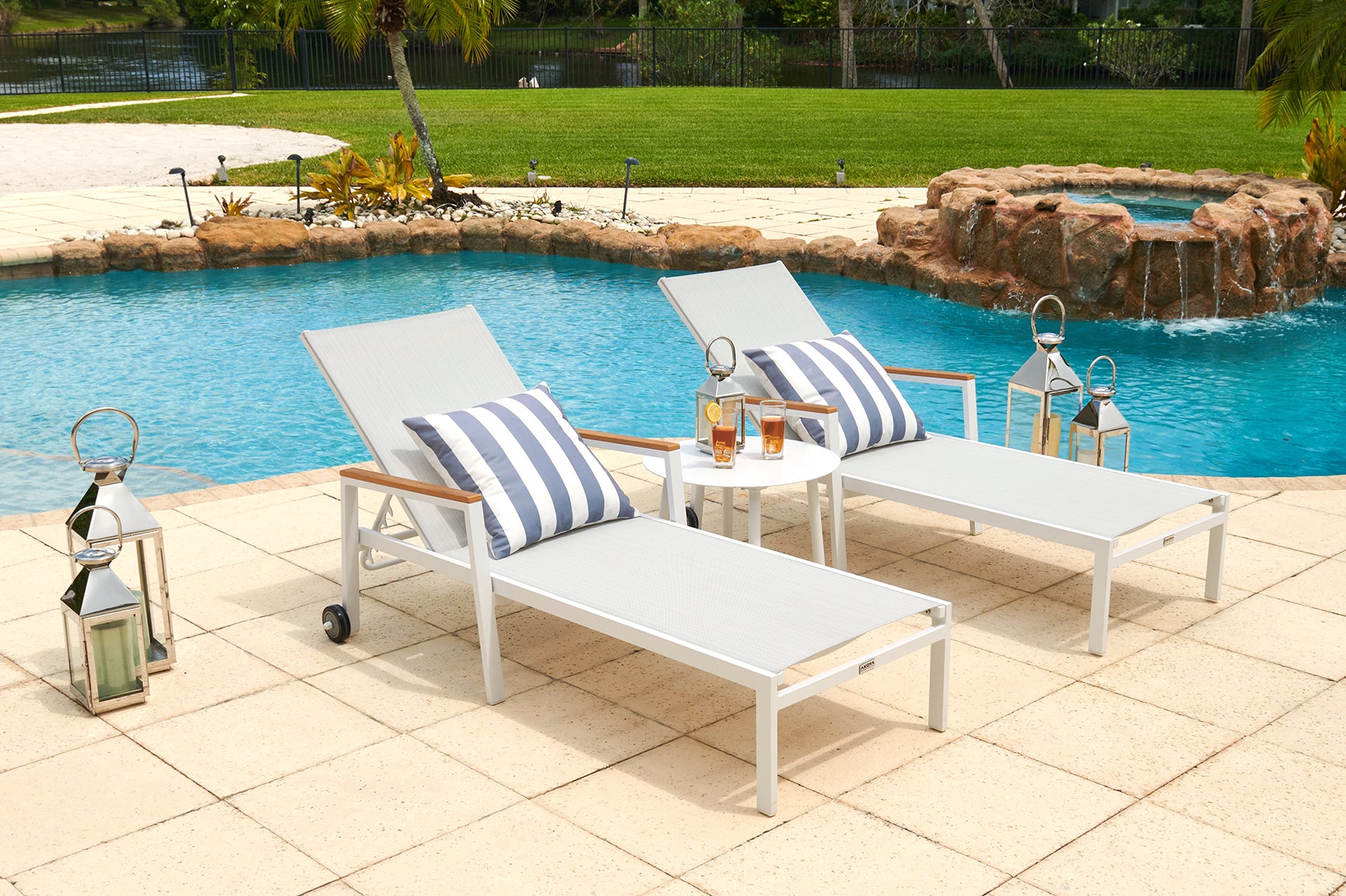 Milan 3 Piece Outdoor Chaise Lounge Chair Set in Light Gray